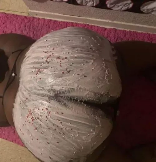 Do you like what you see?? by SnooMuffins5572