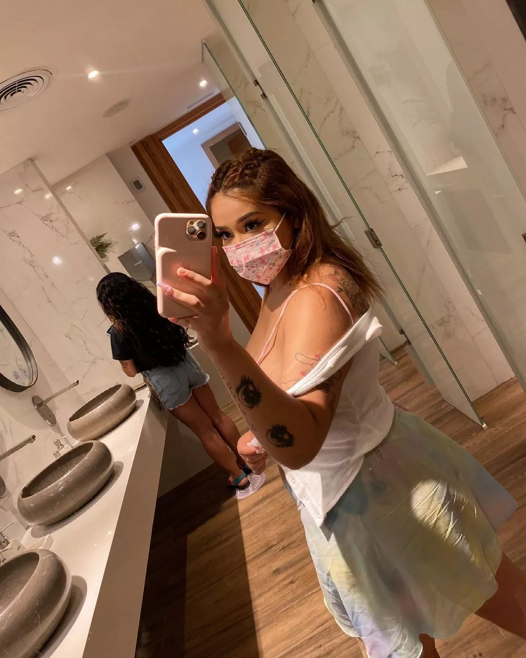 Do you like what you're seeing ? 😀 😀 posted by rubycryer