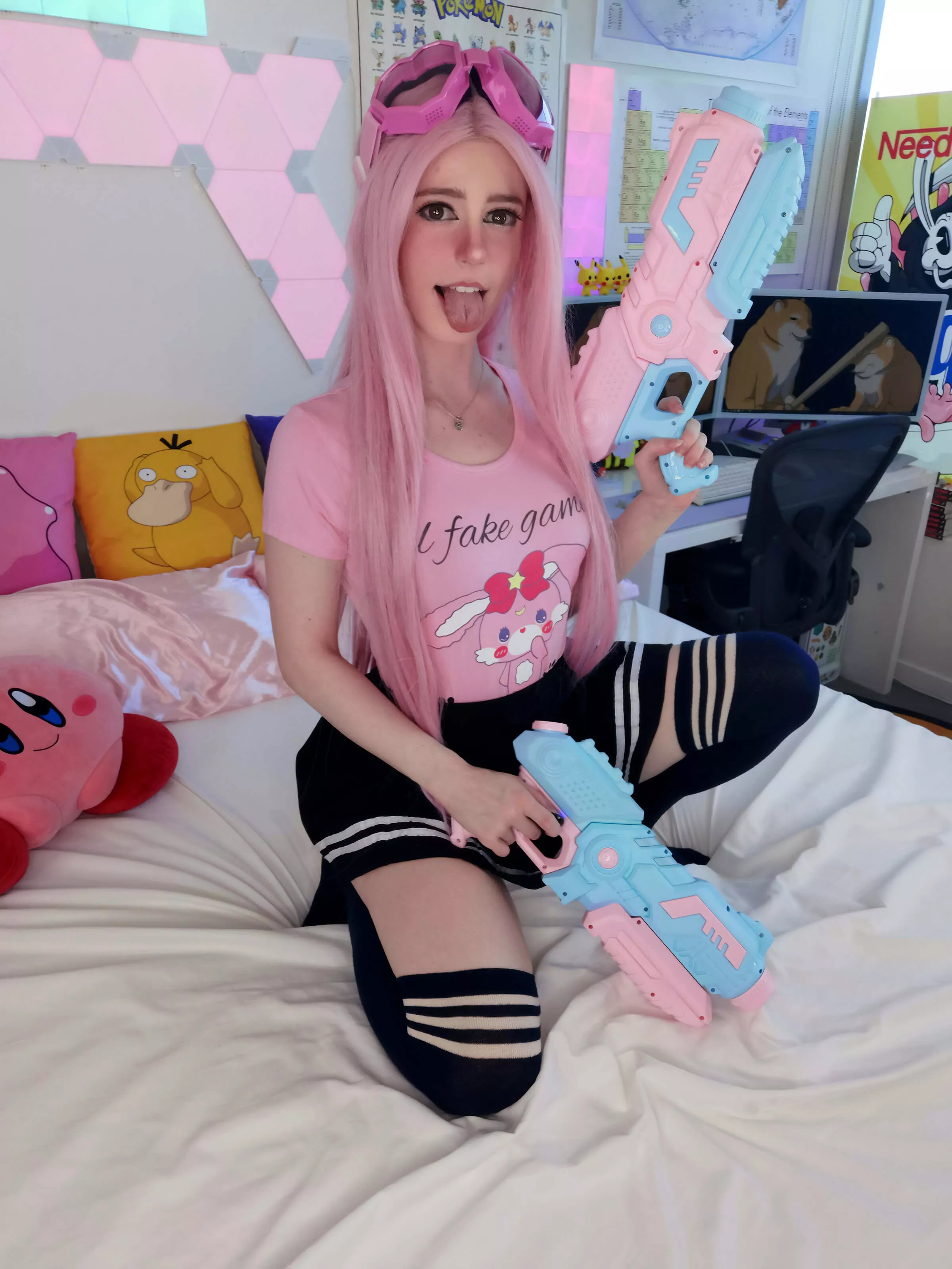 do you like when i wear thigh highs for you? 😍💖 posted by lilfakegamer