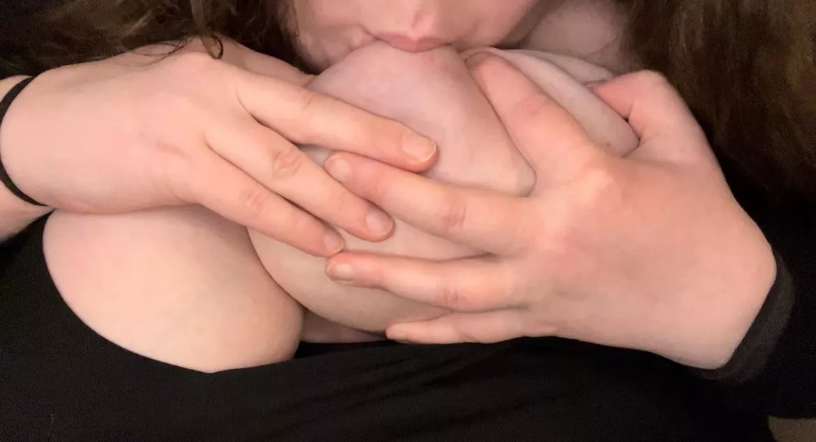 Do you mind if I have a taste? posted by MilkySugarTits