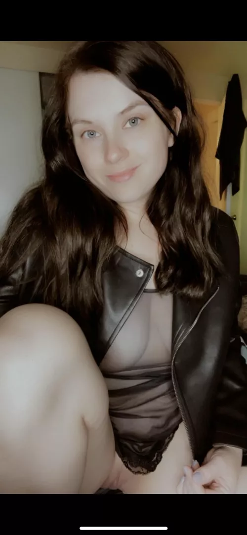 Do you see it? by yourscarletnxght