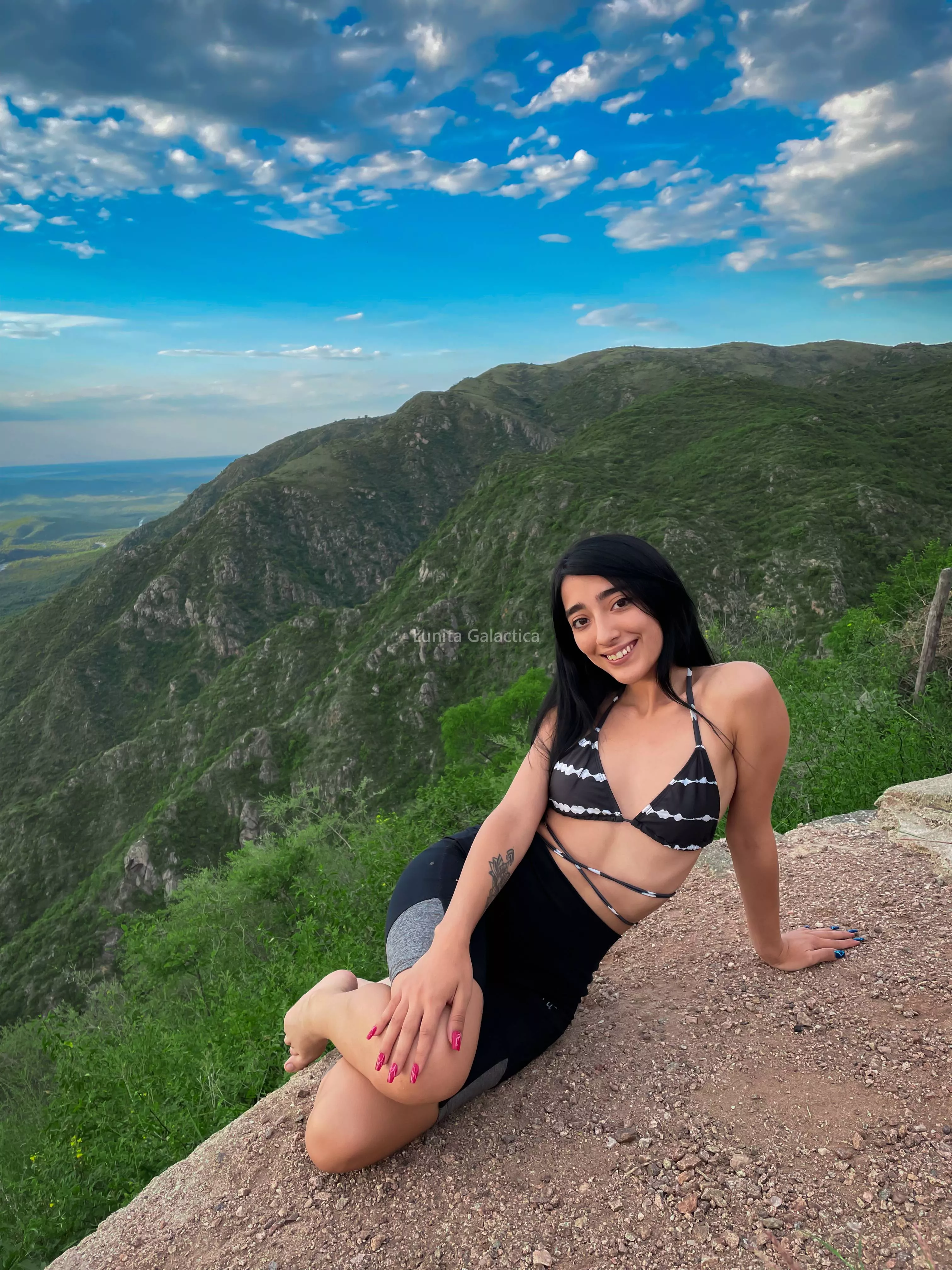 Do you think I fucked or not in this beautiful landscape posted by lunitagalactica00