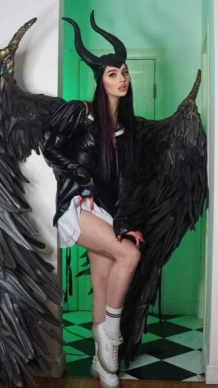 Do you think I should lift my dress higher? [OC] posted by babyangel_a