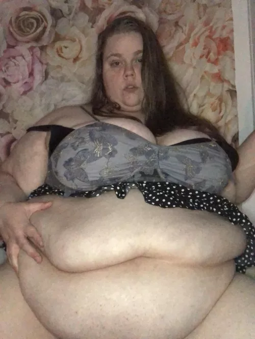 Do you think my belly has grown any? by princessfat