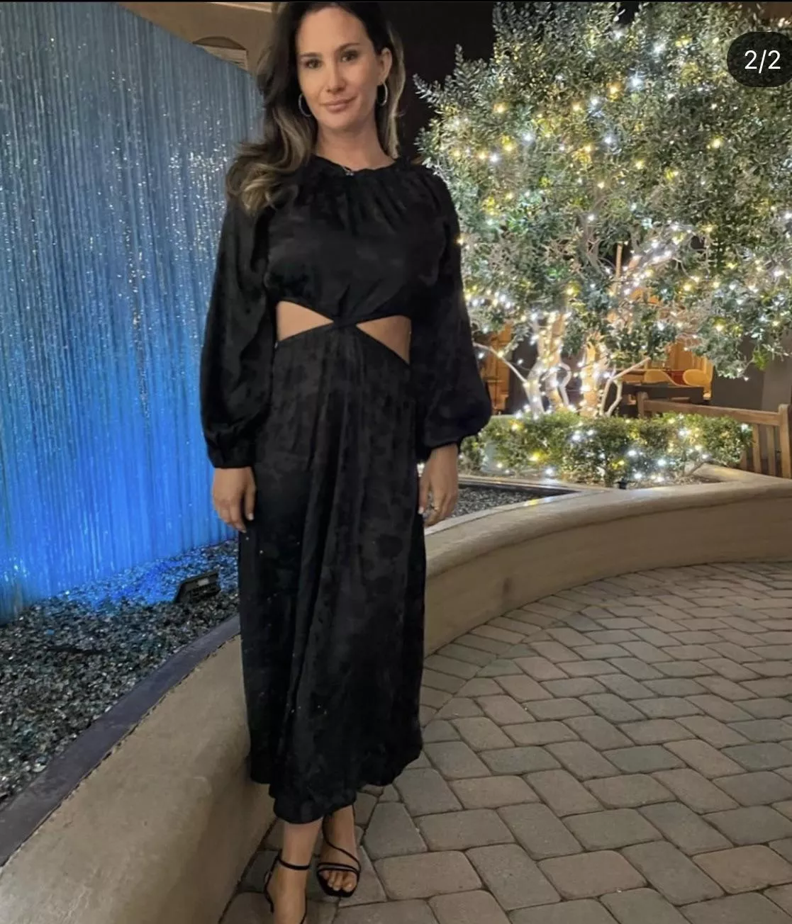 Do you think this girl is pretty? She looks like a model but I just saw this pic on a site posted by happylucky10091