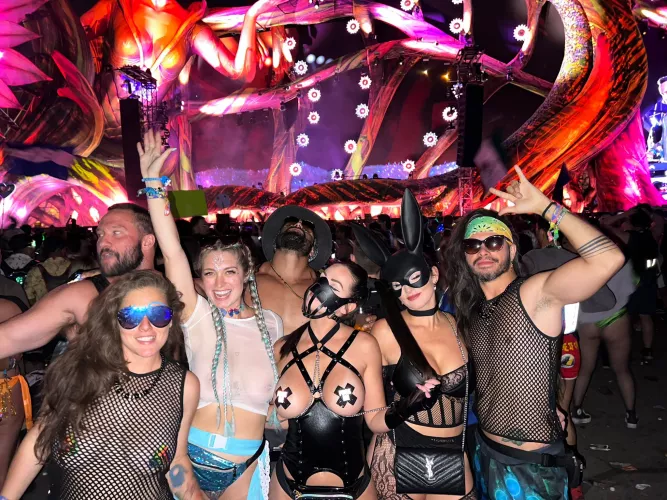 Do you think we're total babes? 😜 by ItsMeEmmaRainey