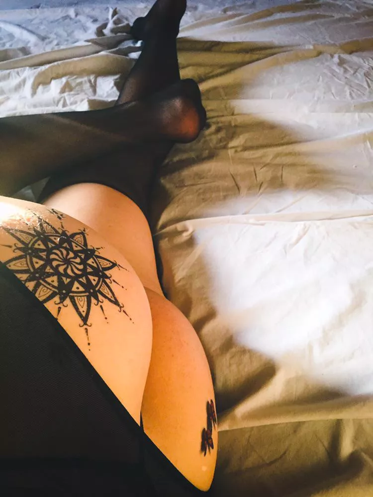 Do you wanna fuck my ass? posted by findingzoey