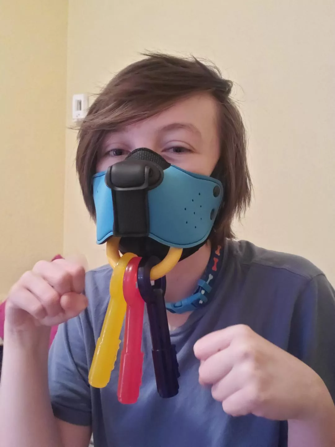 do you wanna play with me?? (20 he/him) posted by pup_star