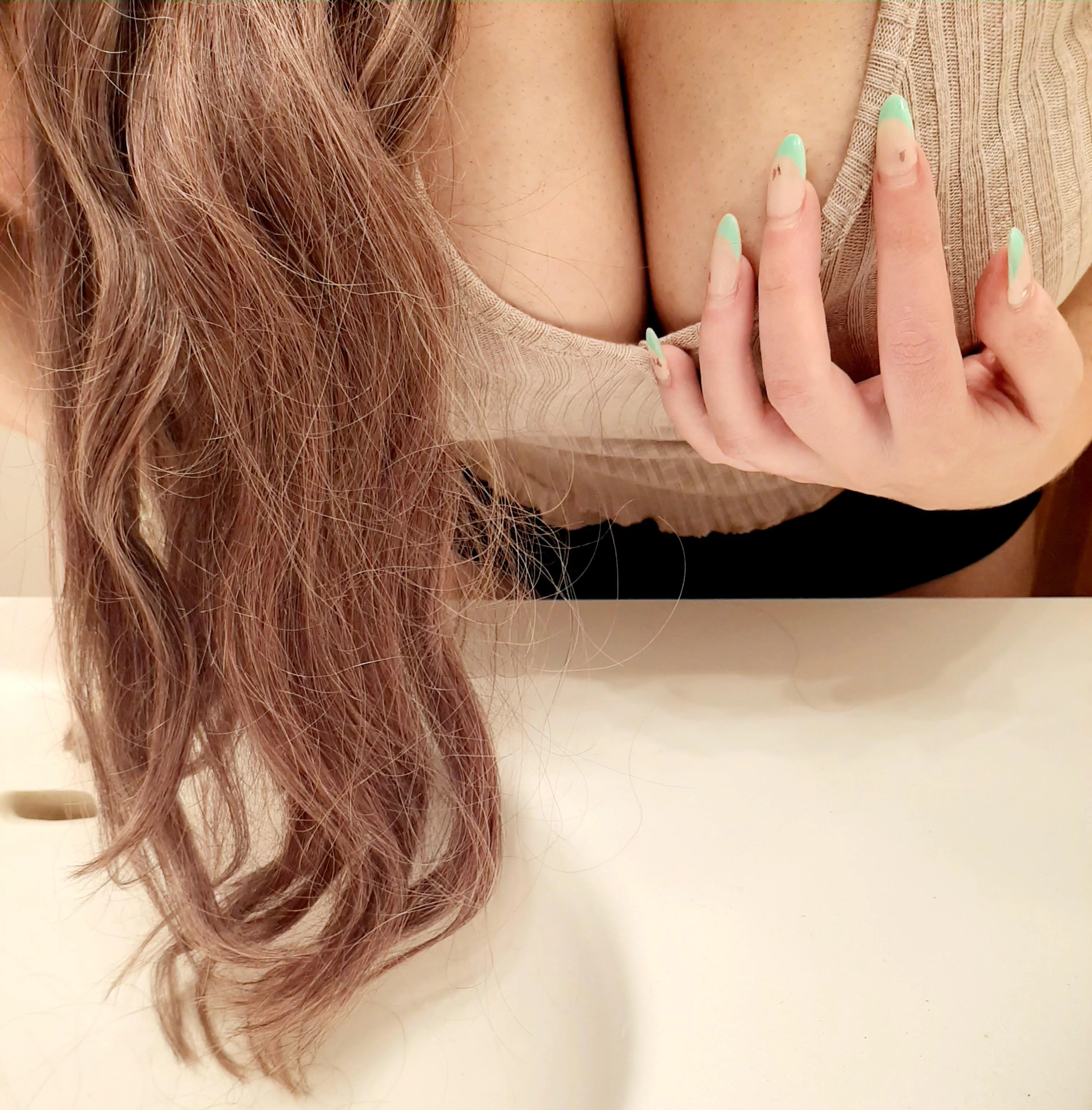 do you want a handful? posted by LuxieBabyxoxo