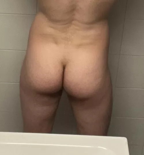 Do you want a piece of cake? by riccardh0t