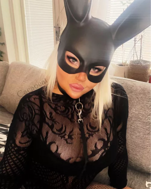 Do you want me to be your bunny? by Cacaocattt