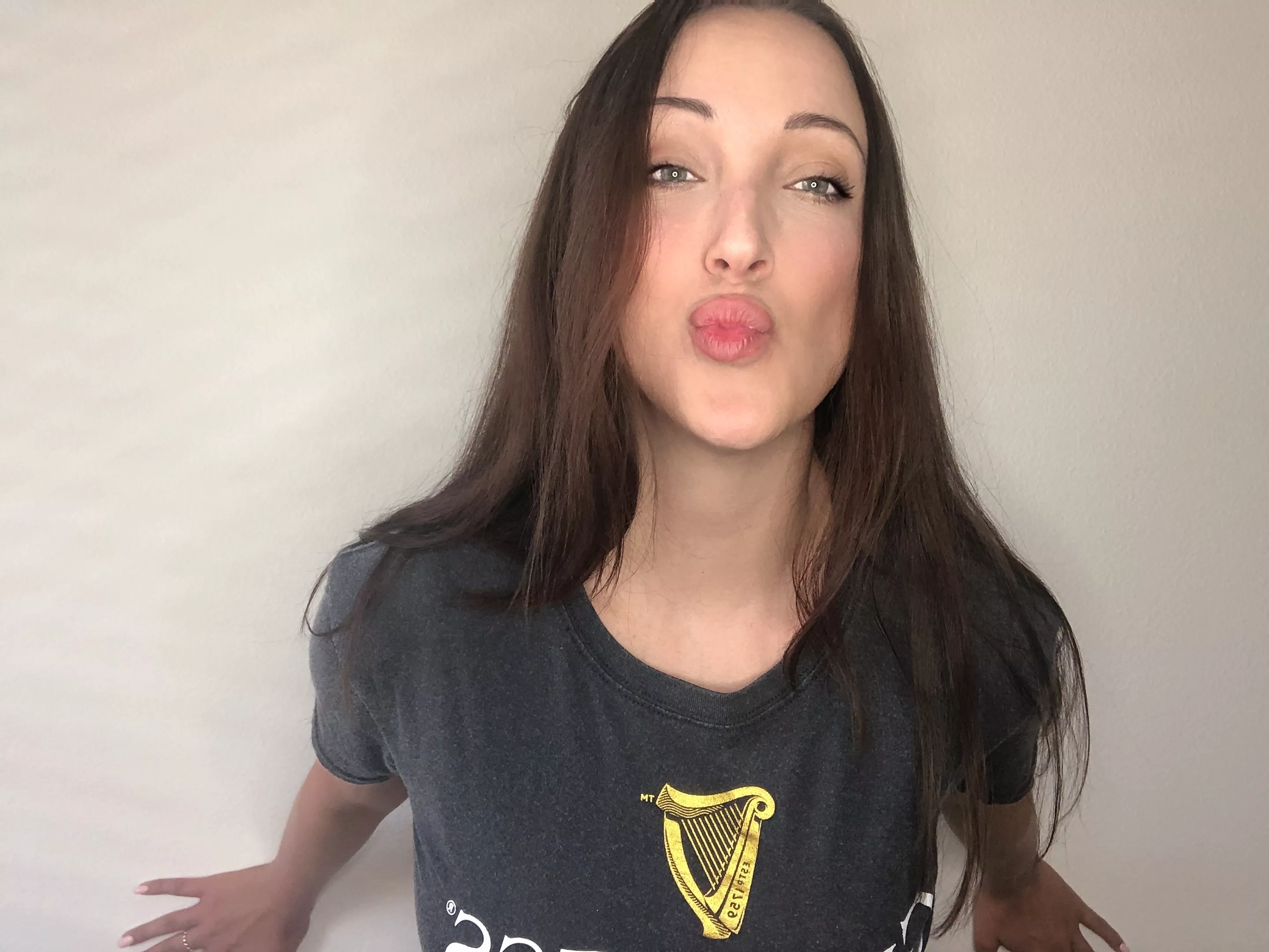 Do you want me to spit or swallow? posted by milkygirlonly