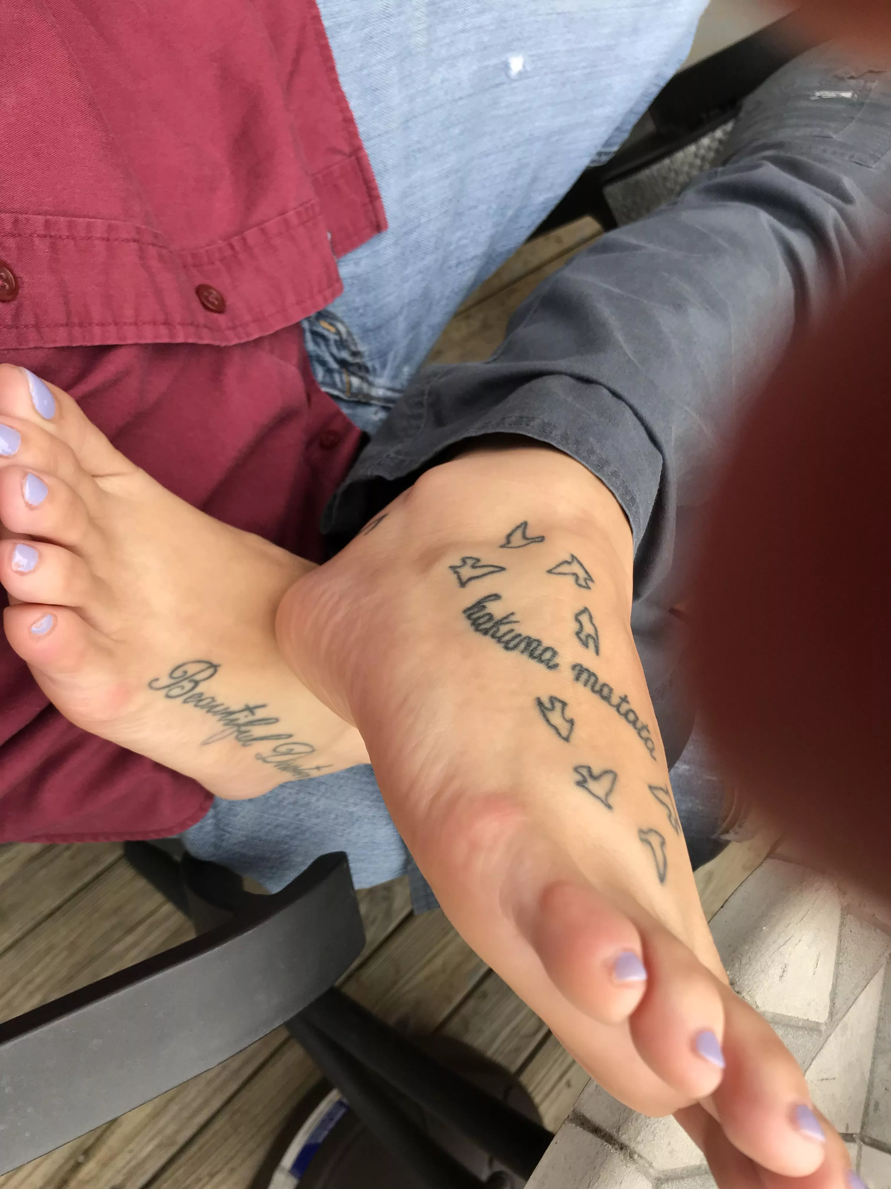 Do you want to do naughty things to my feet? posted by bubtheman1