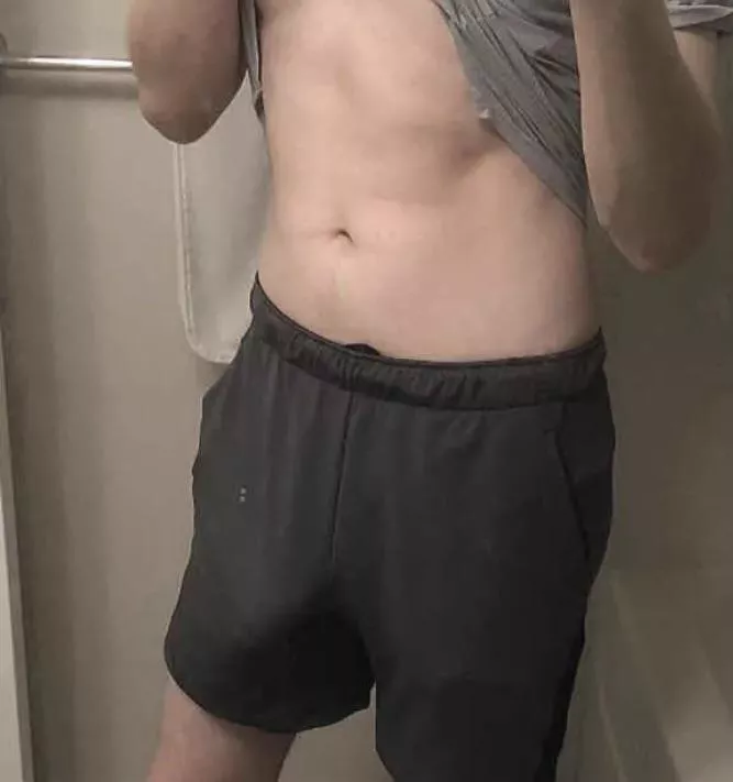 Do you want to explore with a hung guy ? 😅 posted by amiacutiepie