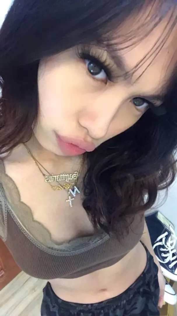 Do you want to have an Asian Girlfriend? by Vanessa_Pinay7
