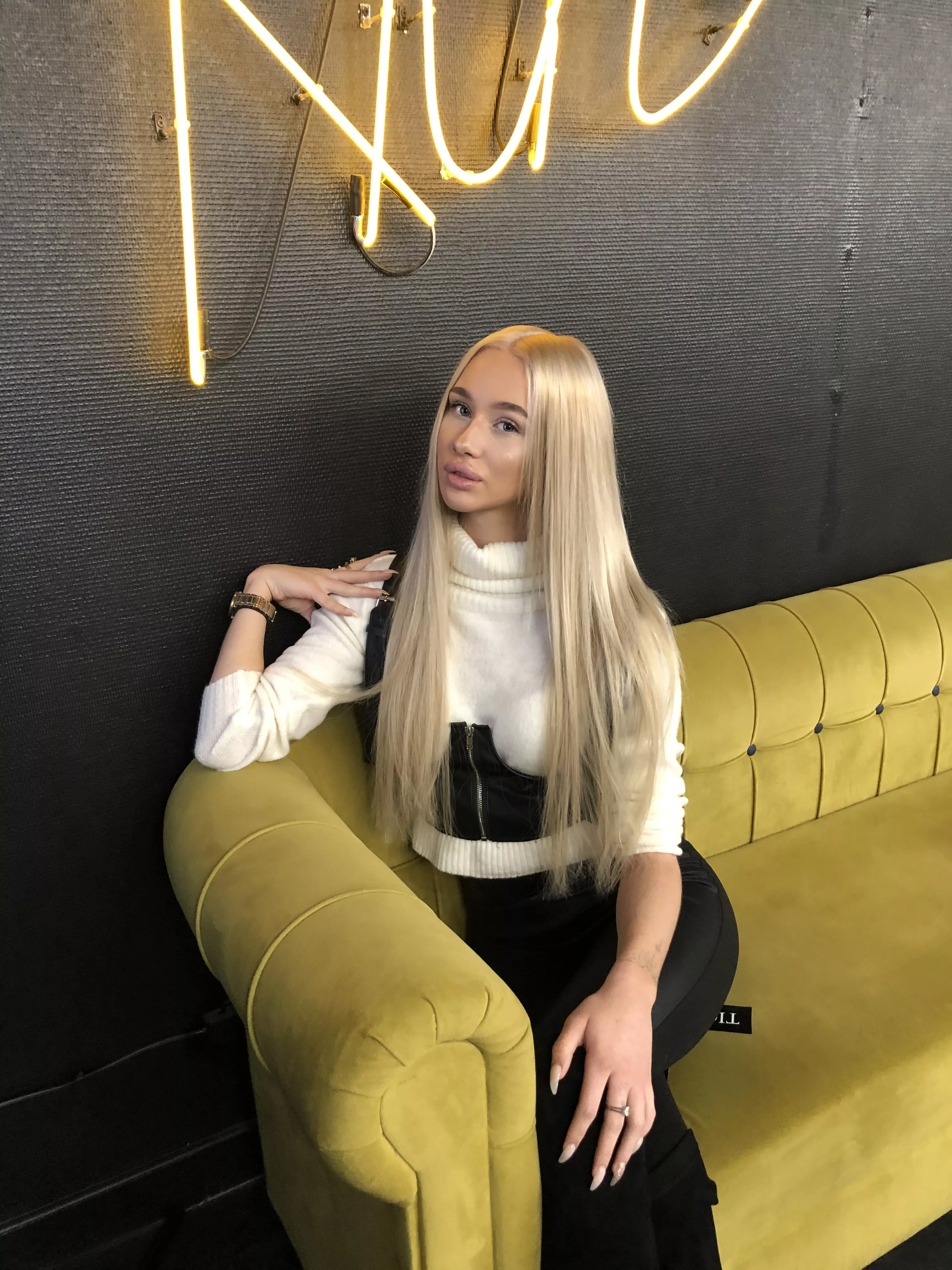 Do you want to see me play with myself? 😜😈 posted by evaelegant