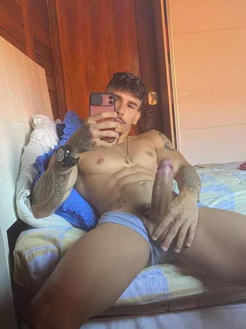 Do you want to see more of me? by TheFinalmma