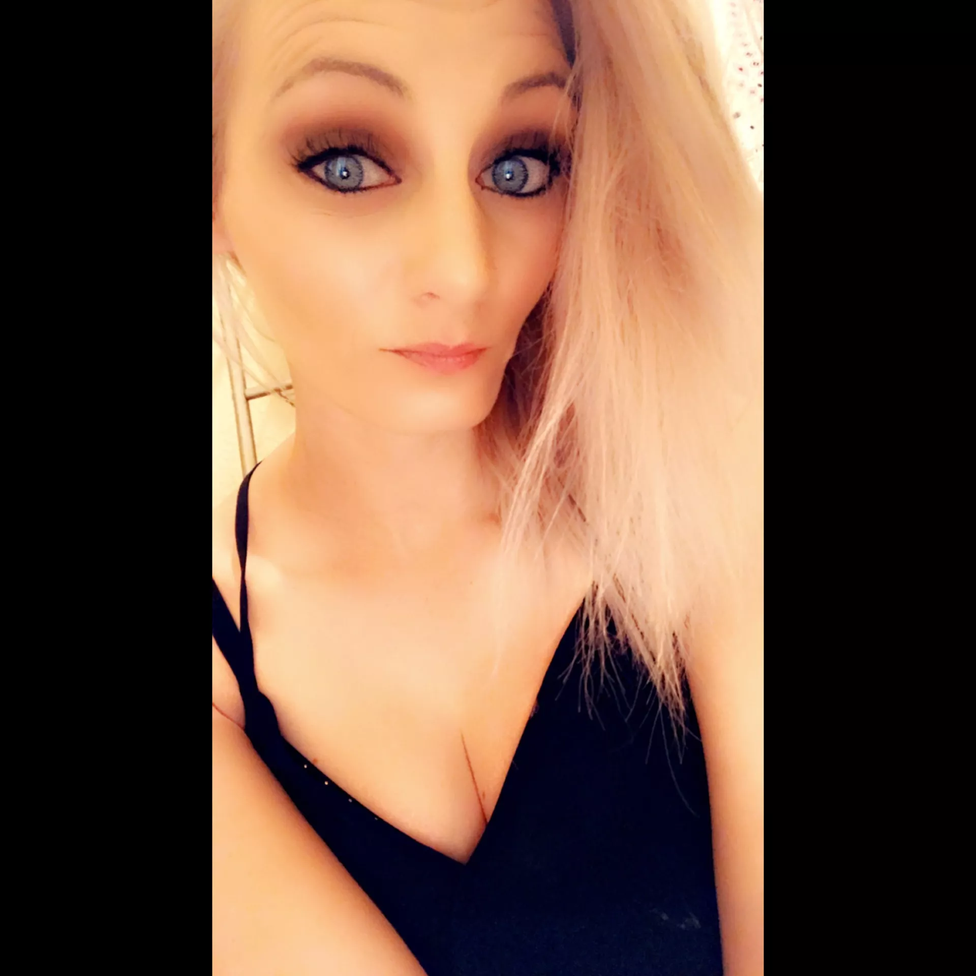 Do you want to undress me? posted by Makayala_grace00