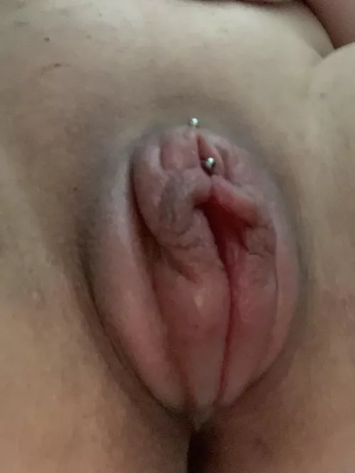 Does a pumped clit count as a big clit? by dangerfieldxxx