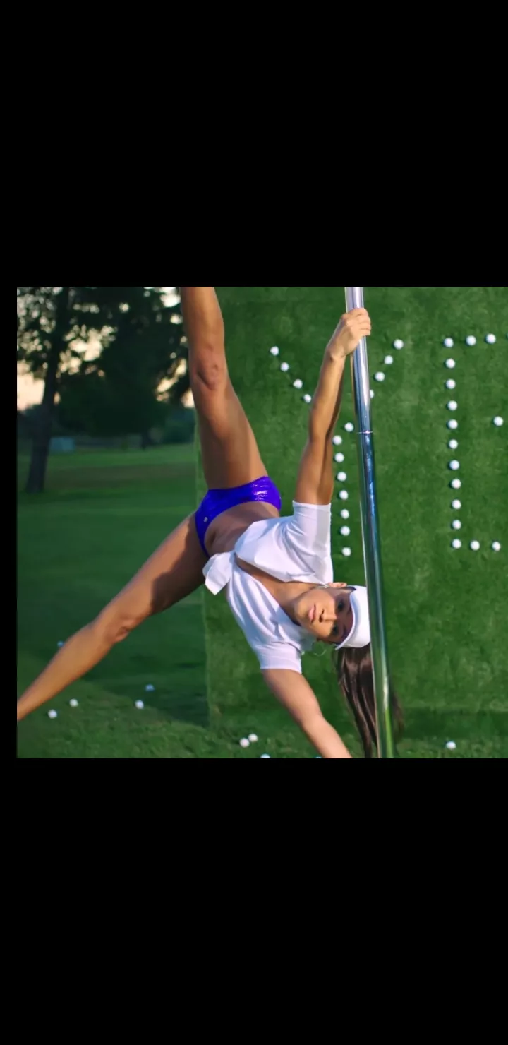 Does anybody know the name of this girl in ybn nahmir fuck it up music video posted by darius543212