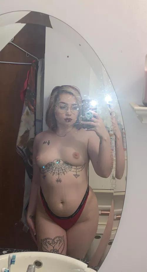 does anyone appreciate simple nudes anymore [image] by spookybarbiegirll