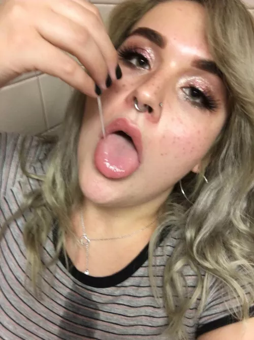 does anyone else elave boring classes to suck & gag on their fingers in the bathroom or is that just me? (OC) by corsetchav