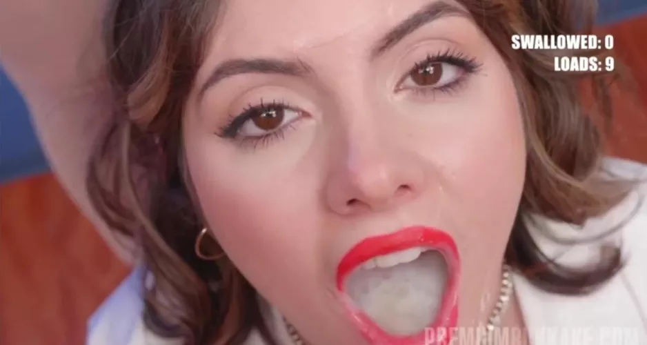 does anyone know her name by ostrich-toe-nails13