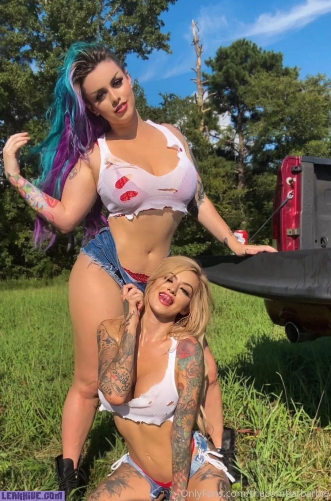 does anyone know her name...that behind stand girl'... posted by abhi__05