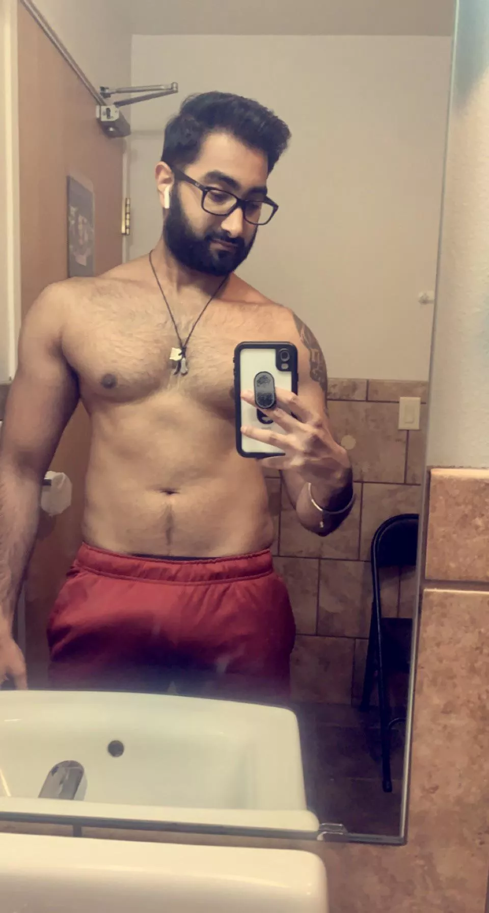 Does anything pop out to you?😏 posted by Big-Indian-c0ck