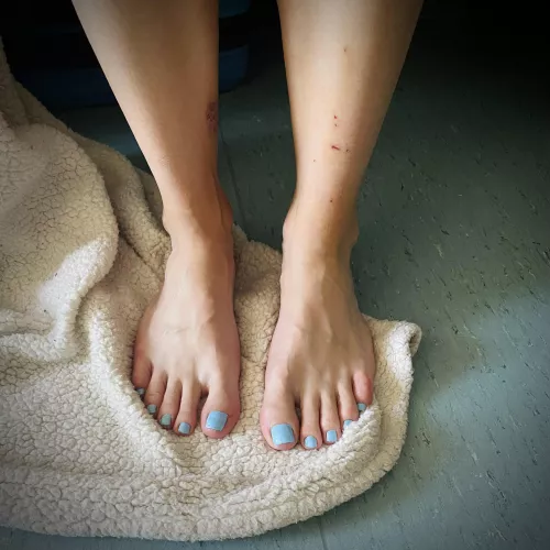 Does blue suit me? 🦶🏼 by AoifeCD95