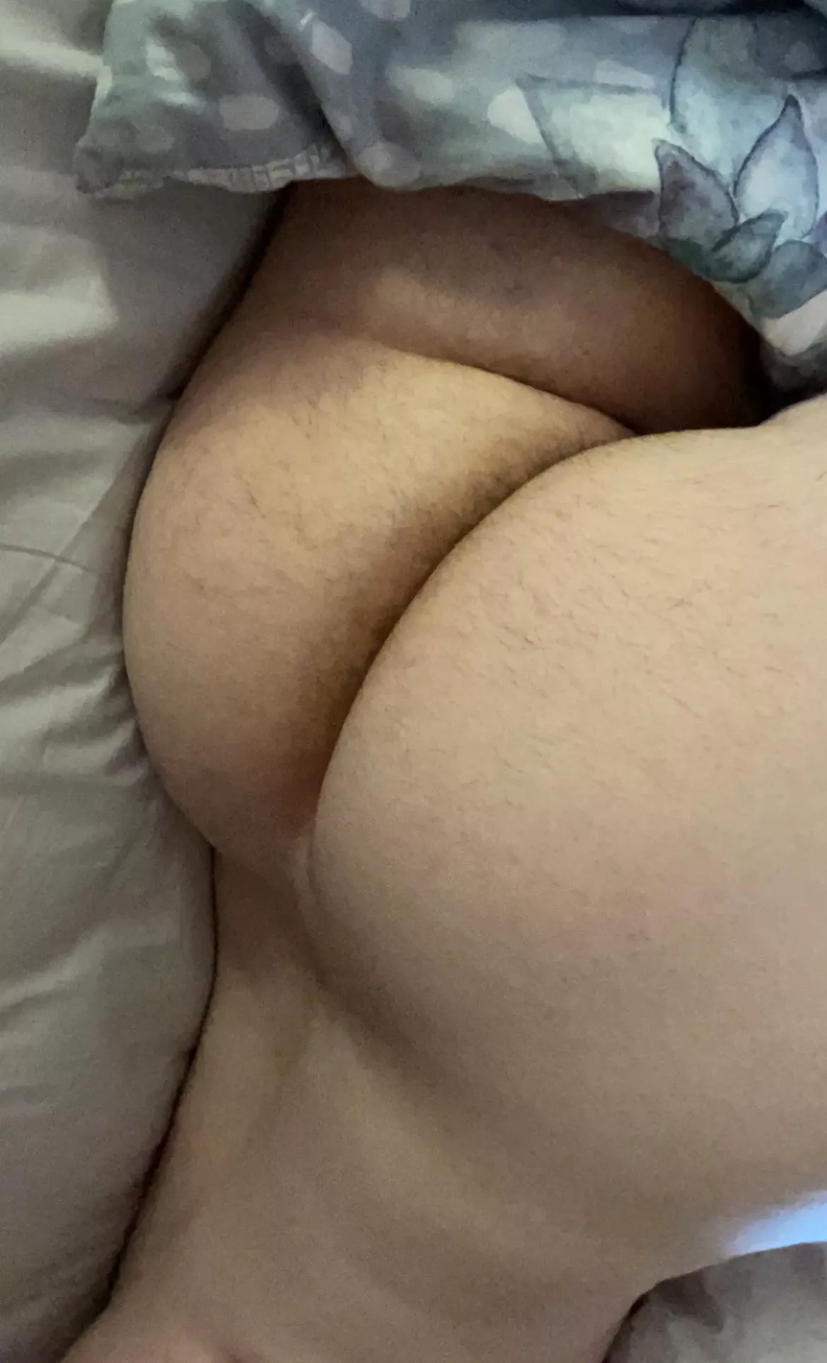 Does my 🍑 count as hairy? (M) posted by uptonogoodd