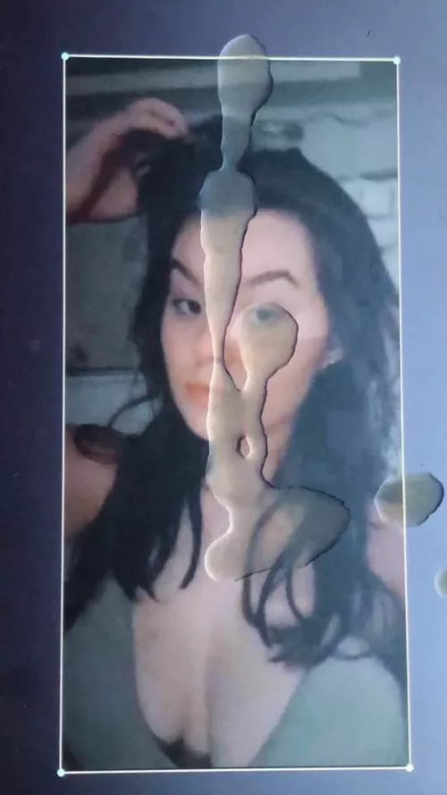 Does my girlfriend look better with a strangers cum over her? by Sluttyqueen1528