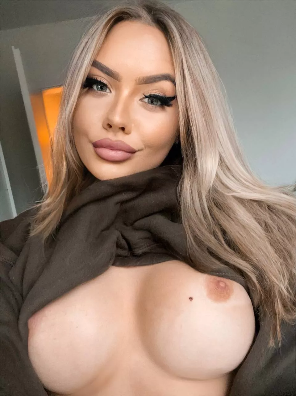 does someone need a stress ball or two? posted by Kaiseybuun