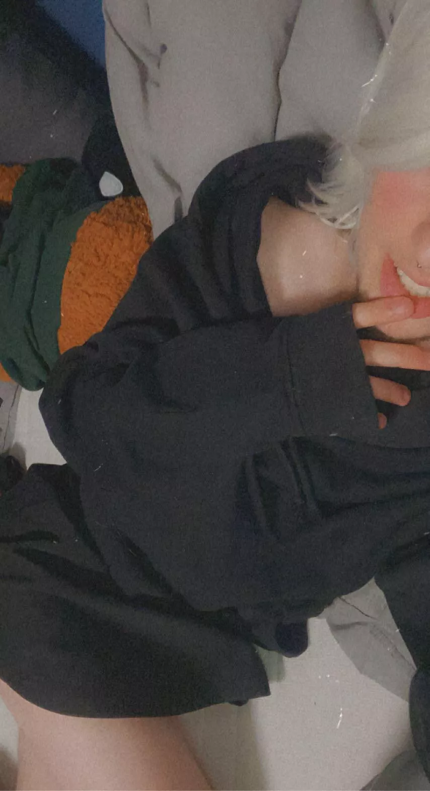 Does someone want to cuddle? posted by sl33pyThinker