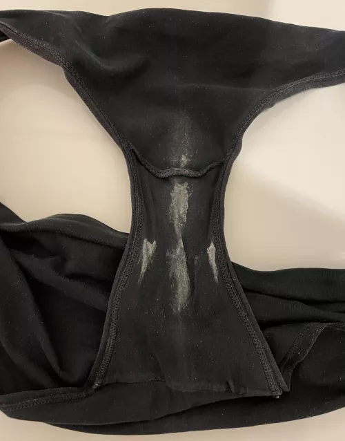 Does this belong here? I always have so much discharge…see my profile! by Outrageous_Fox7663