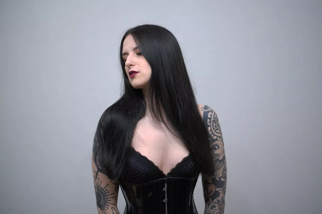 does this corset suit me? 😈 posted by lady_god