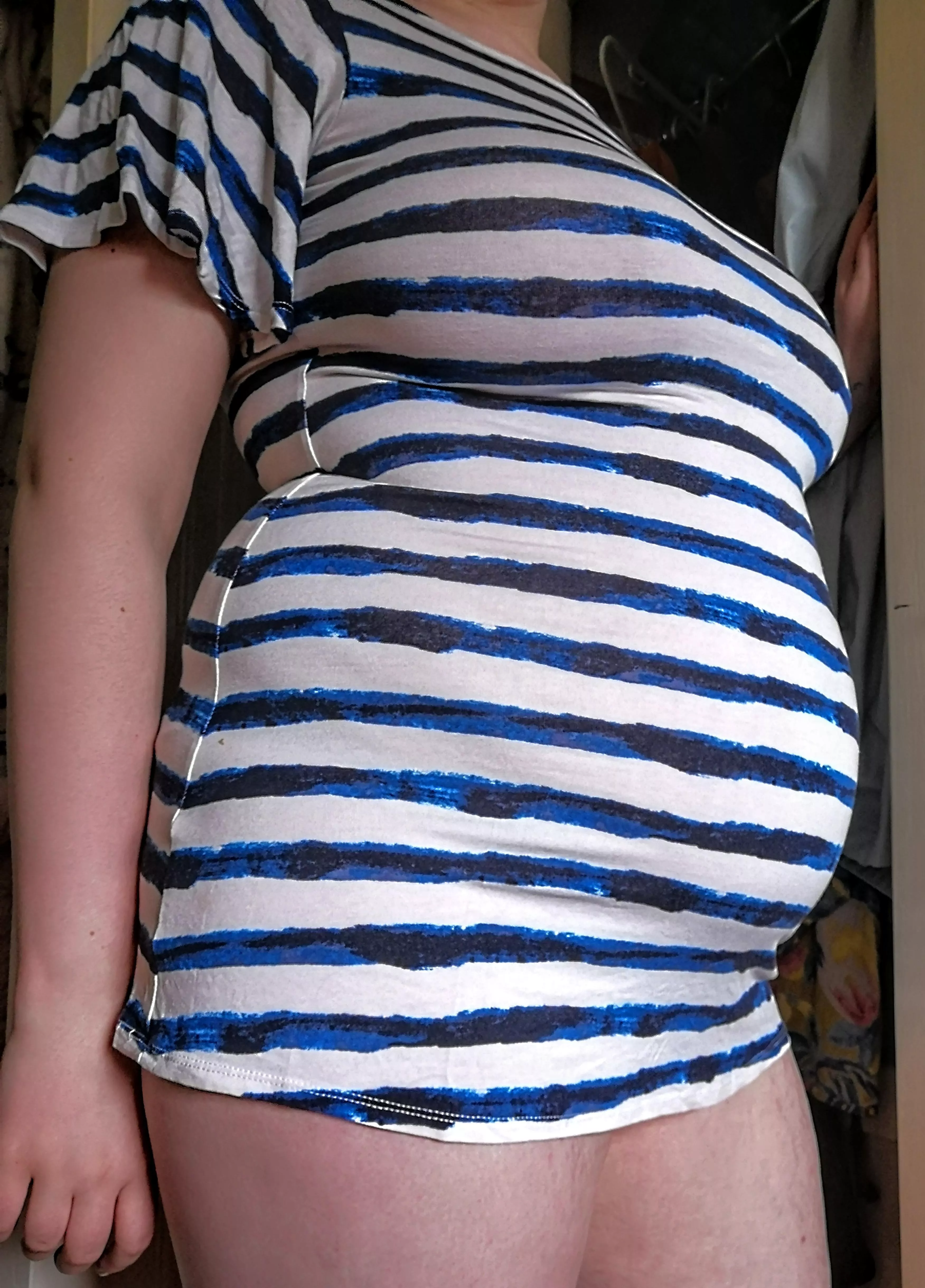 does this dress make me look fat? 💗 posted by deedee3625