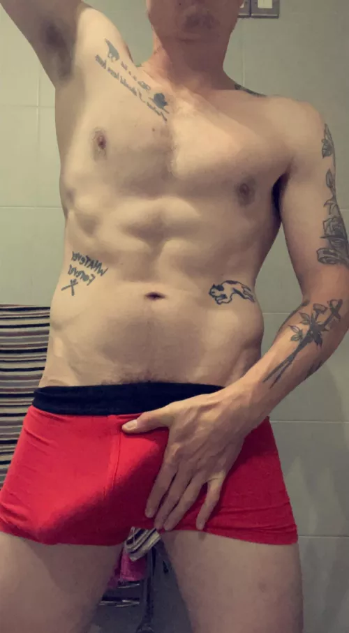 Does this qualify as a red rocket? by welsh-guy-in-london