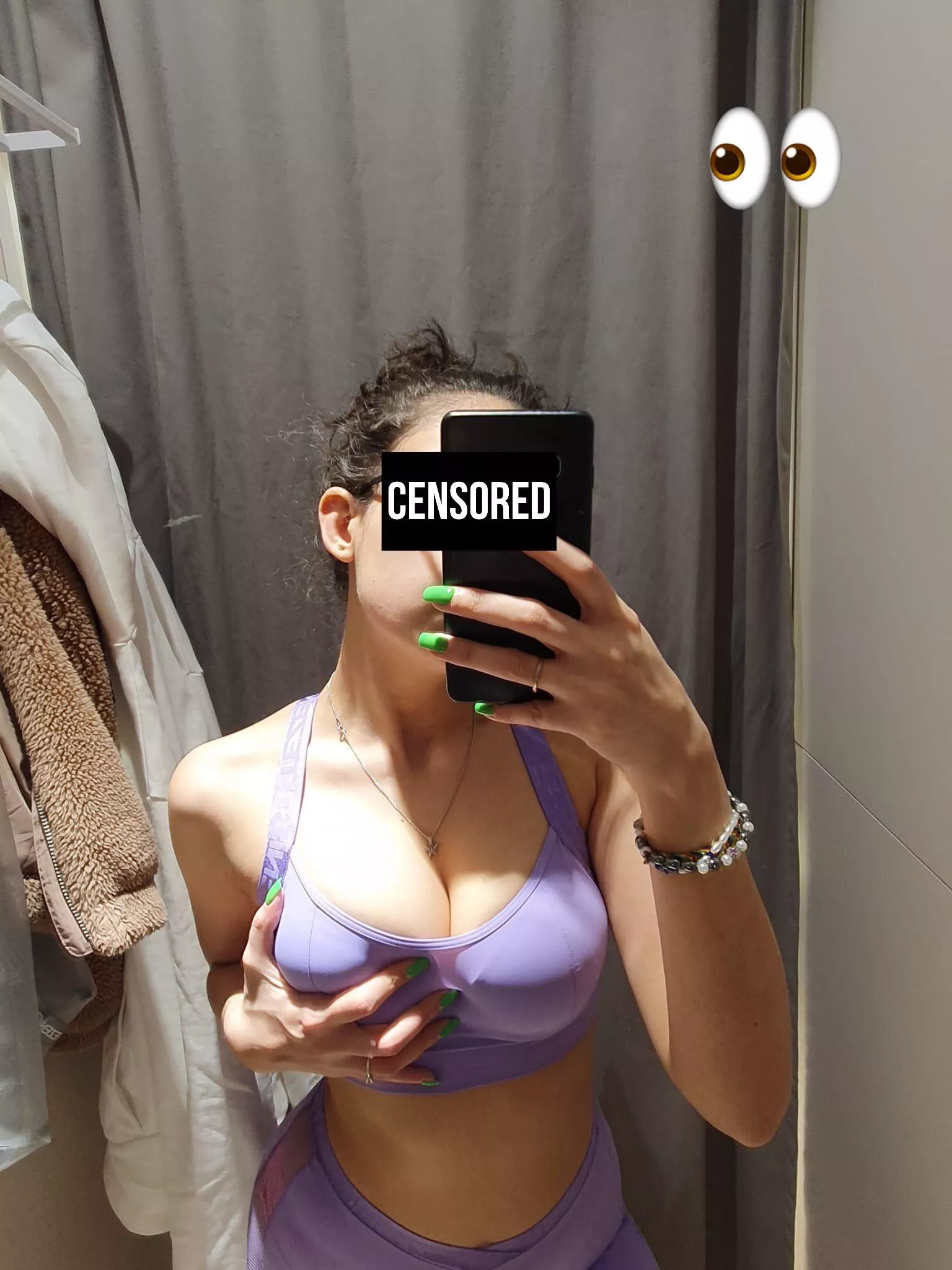 Does this sports bra fit me well?🤗❤️ posted by DianeHayesOF