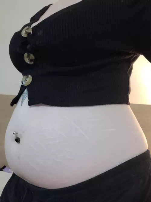 does this top make my belly look big? by chubbygirl429