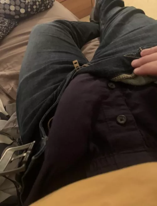 Doesn’t leave much to the imagination by trukfu