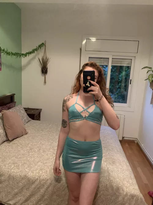 Doesn’t leave too much to the imagination by kokabyn