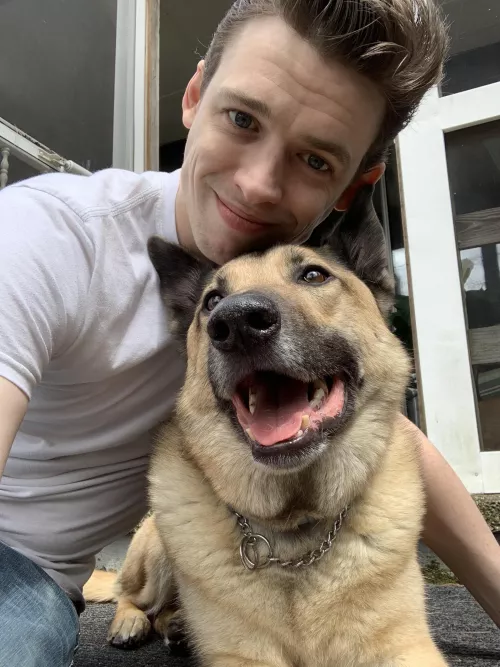 Dog sitting for my parents this past week. Gunner the shepherd! by Amblethrush