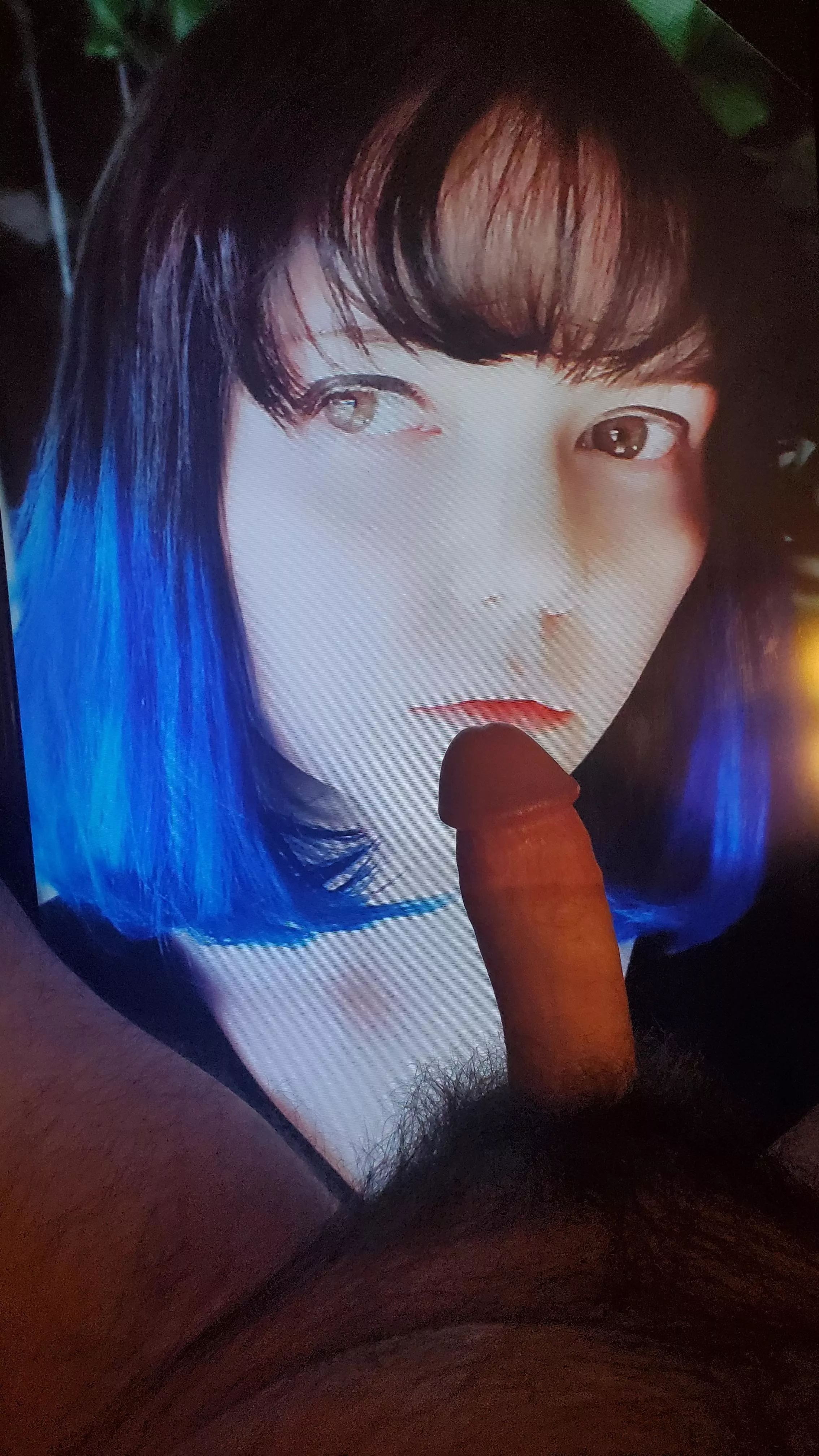 Doing big screen tributes. prefer face pics. kik me at nullvoid121 posted by nullvoid121