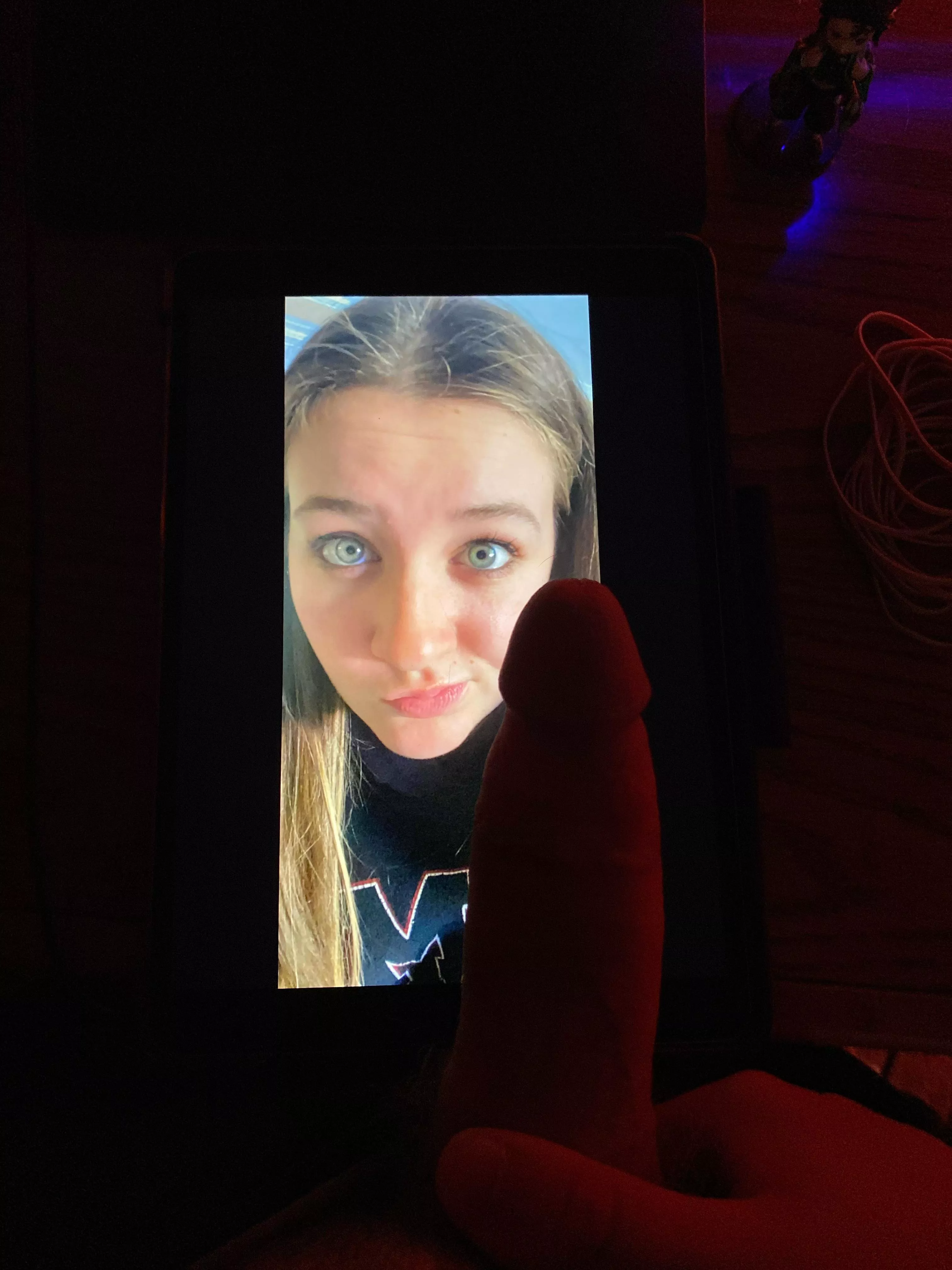 doing cock tribs posted by falala0715