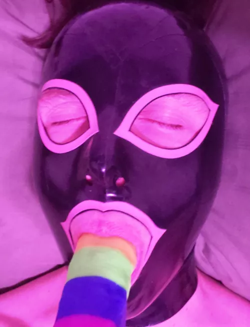 Doll entering sleep mode. Goodnight Master by FishofAnon