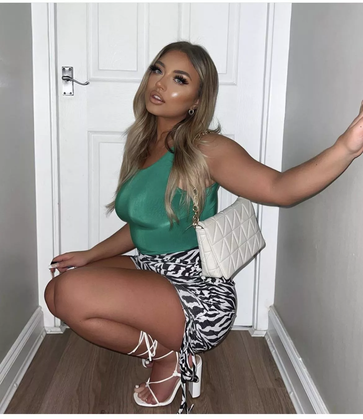 Domi posted by salatvlad