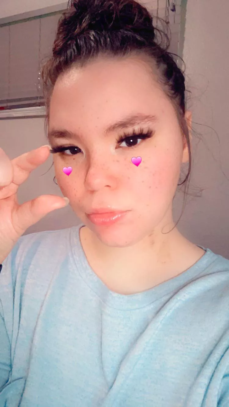 [domme] I just finished with an amazing sissy. Who wants to be next?? 😉 posted by Fluffybutt20