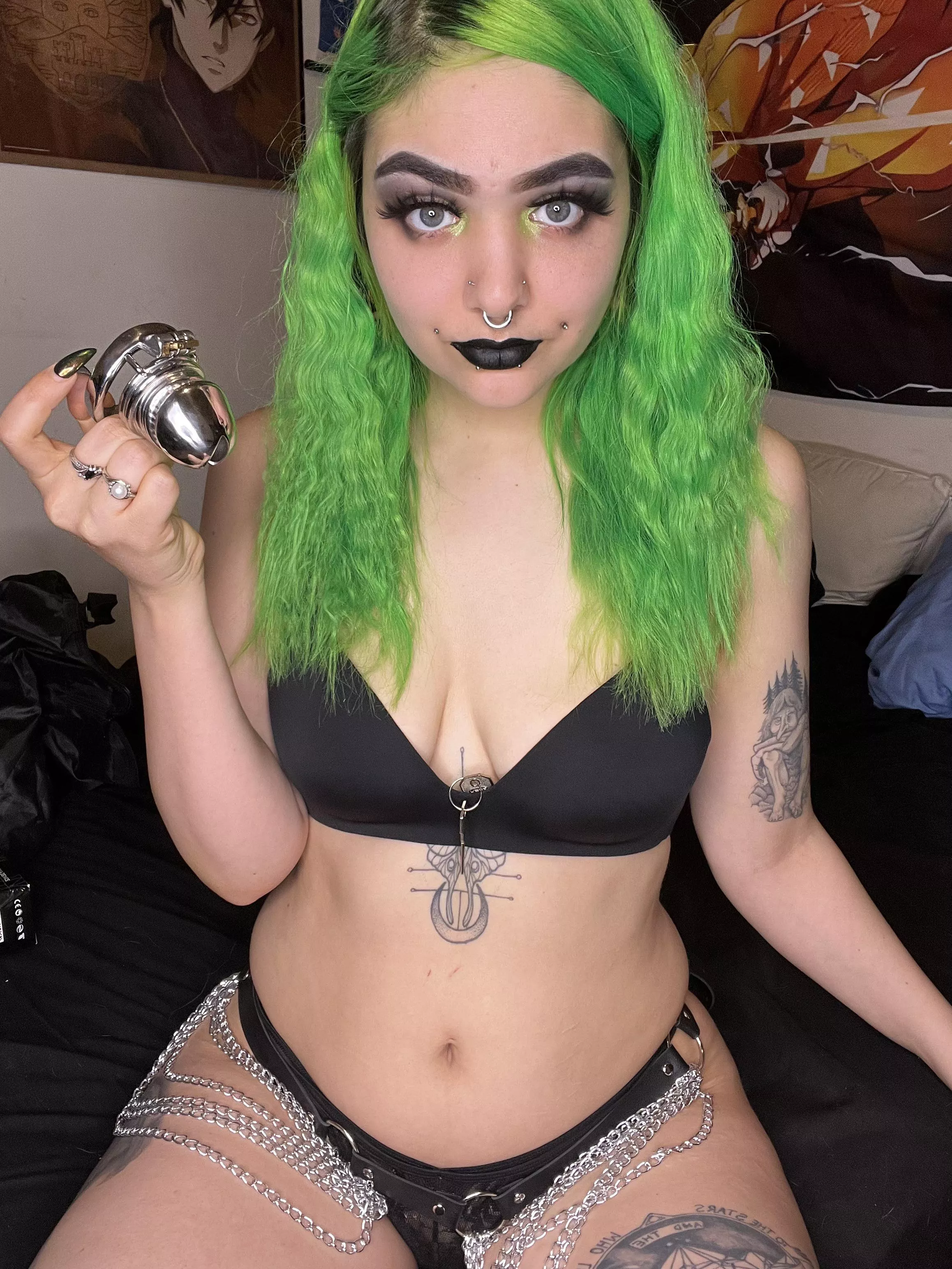 [domme] The only time I am touching you disgusting prick is when I am locking it away forever. You will never defile another woman with it again 🗝🚮 posted by justsmokeandsleep