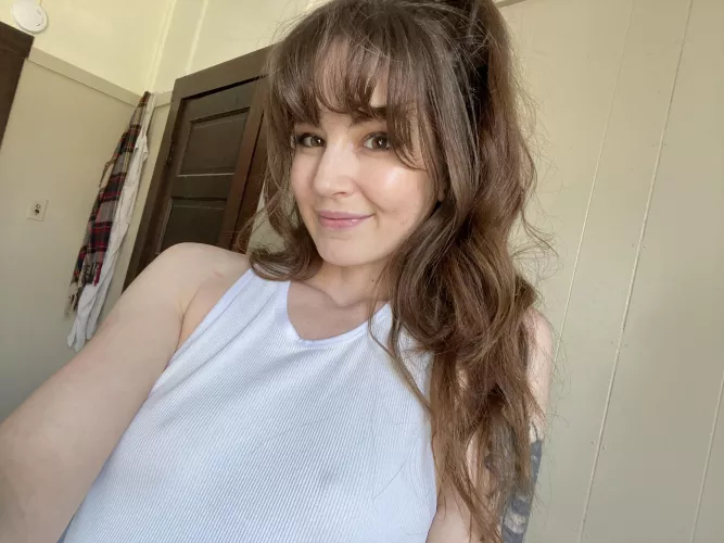 Don’t be shy, come say hello 🤍 by itsfall16